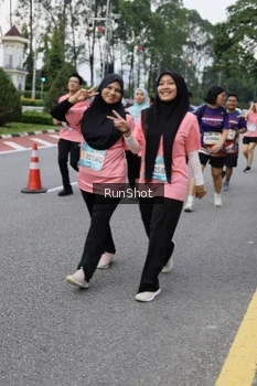 Runner Photo 4304769