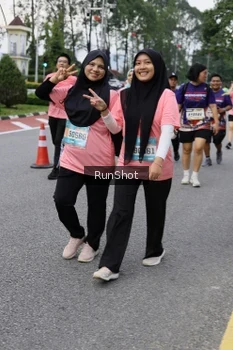 Runner Photo 4304776