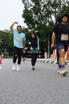 Runner Photo 4304791