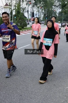 Runner Photo 4304793