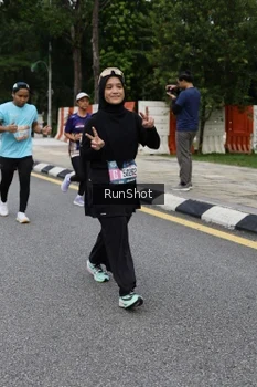 Runner Photo 4304798