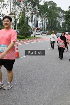 Runner Photo 4304801