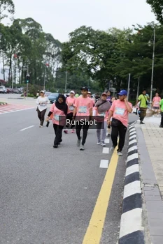 Runner Photo 4304803
