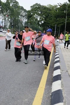 Runner Photo 4304804