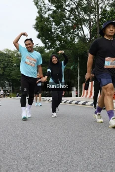 Runner Photo 4304806