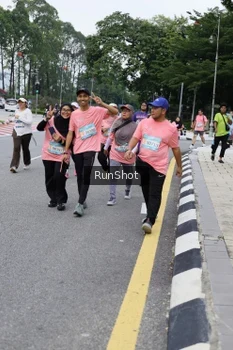 Runner Photo 4304814
