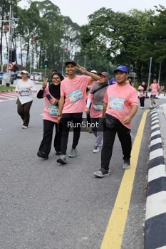 Runner Photo 4304821