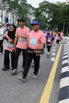 Runner Photo 4304823