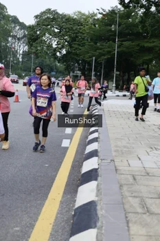 Runner Photo 4304830