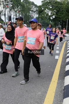 Runner Photo 4304832