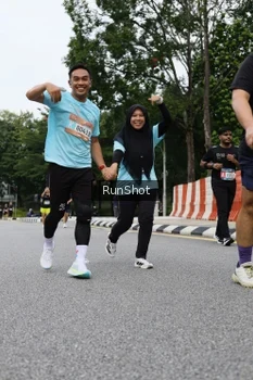 Runner Photo 4304853