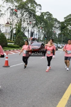 Runner Photo 4304859