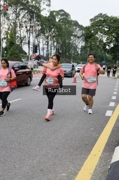 Runner Photo 4304867