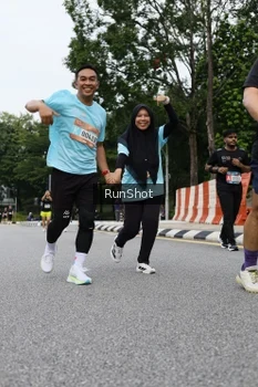Runner Photo 4304868