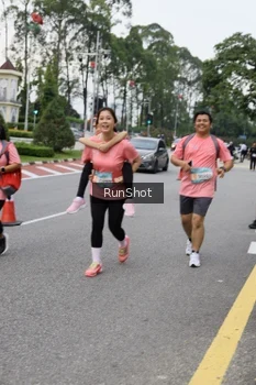 Runner Photo 4304869