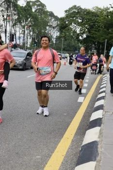 Runner Photo 4304878