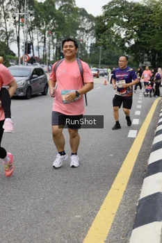 Runner Photo 4304880