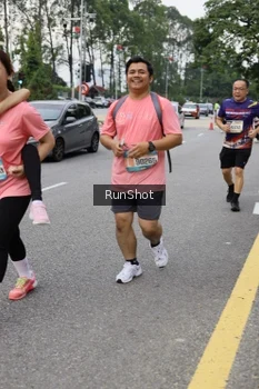 Runner Photo 4304891