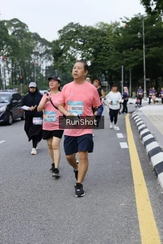 Runner Photo 4304895