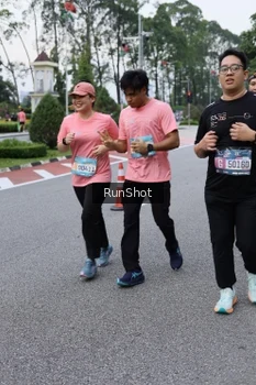 Runner Photo 4304913