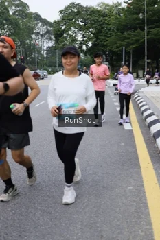 Runner Photo 4304920