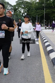 Runner Photo 4304922