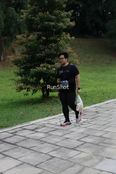 Runner Photo 4304937