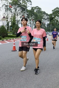 Runner Photo 4304950
