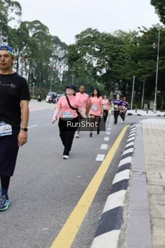 Runner Photo 4304956