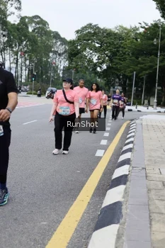 Runner Photo 4304958