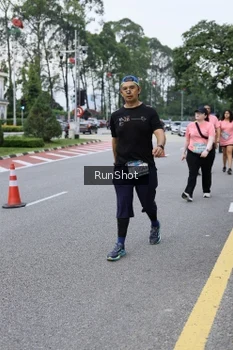 Runner Photo 4304959