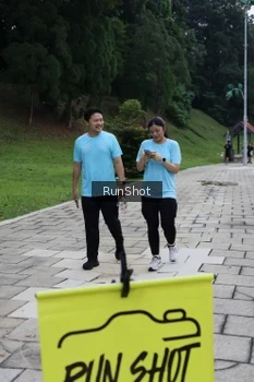 Runner Photo 4304971