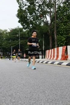 Runner Photo 4304979