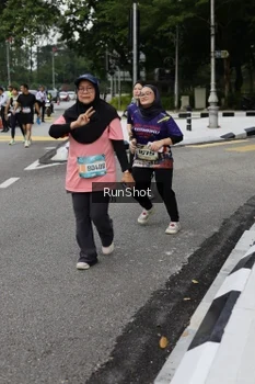 Runner Photo 4305008