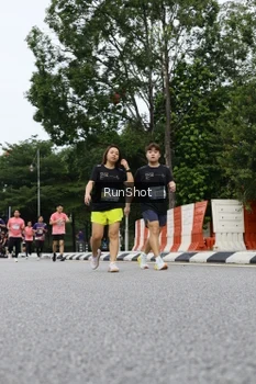 Runner Photo 4305009