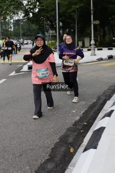 Runner Photo 4305011
