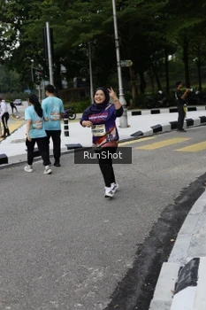 Runner Photo 4305014