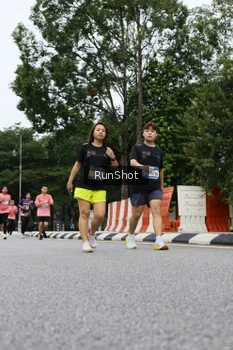 Runner Photo 4305020
