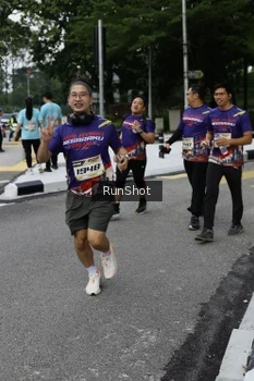 Runner Photo 4305028