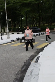 Runner Photo 4305062