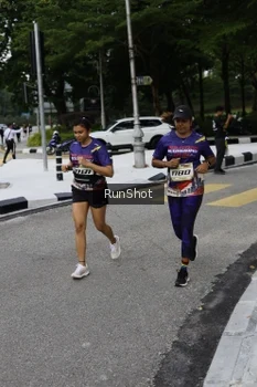 Runner Photo 4305064