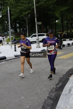 Runner Photo 4305067