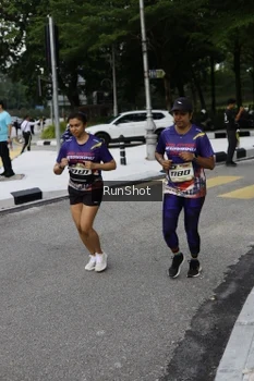Runner Photo 4305070
