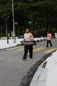 Runner Photo 4305073