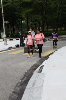 Runner Photo 4305075