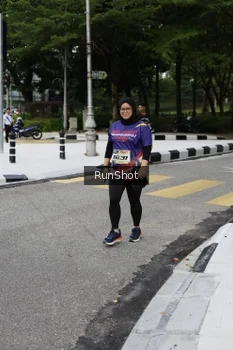 Runner Photo 4305079