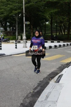 Runner Photo 4305081