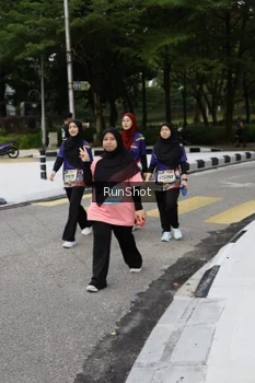 Runner Photo 4305092