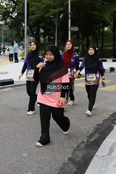 Runner Photo 4305120