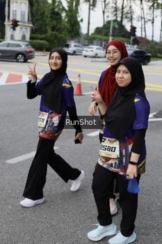 Runner Photo 4305127